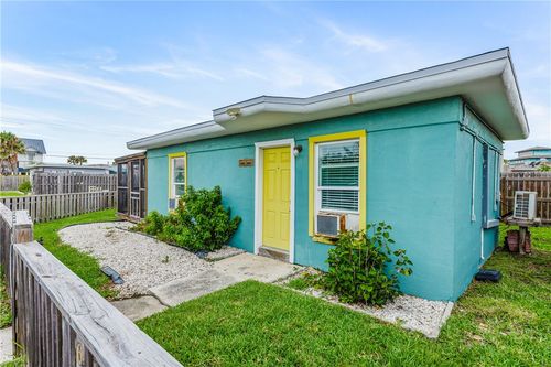 26-134 N Alister St, Port Aransas, TX, 78373-4020 | Card Image