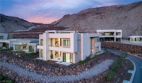 16-2 Kaya Canyon Way, Henderson, NV, 89012-7320 | Card Image