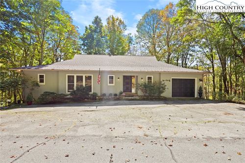 202 Cliffside Ln, Seven Devils, NC, 28604-9178 | Card Image