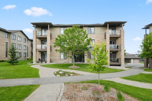201-330 Jatoba Pvt, Stittsville, ON, K2V0E7 | Card Image