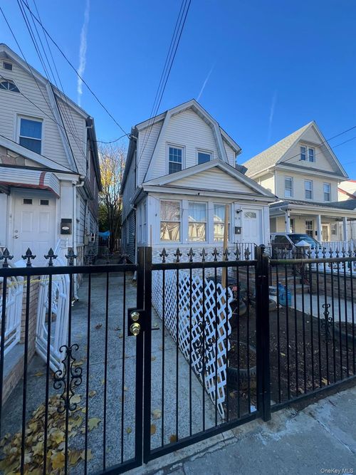 9118 173rd St, Jamaica, NY, 11432-5514 | Card Image