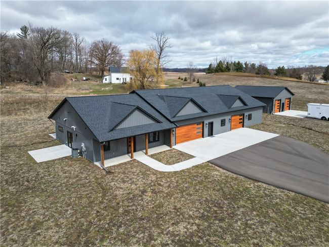 4165 667 Th Ave, House other with 3 bedrooms, 3 bathrooms and null parking in MENOMONIE WI | Image 7