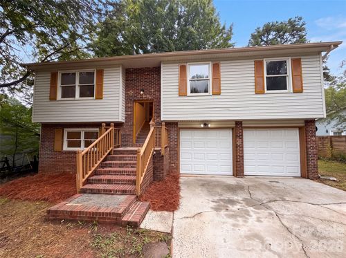 6409 Tivoli Ct, Charlotte, NC, 28211-6266 | Card Image