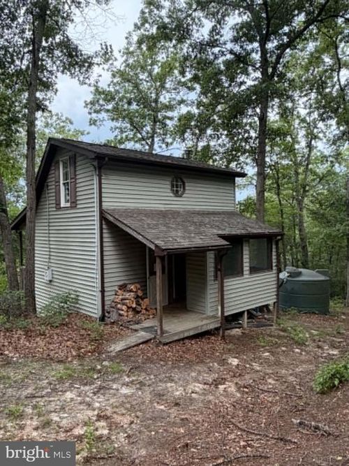 2011 Bear Garden Trl, CAPON BRIDGE, WV, 26711 | Card Image