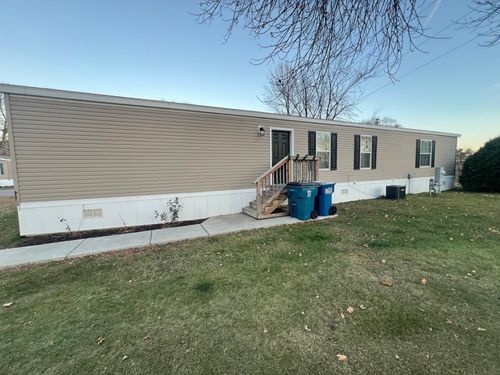 10 Claremont St, Saint Cloud, MN, 56301-9457 | Card Image