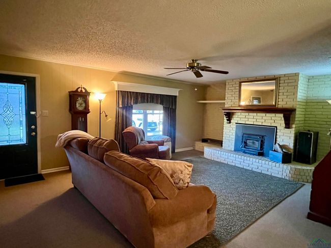 1400 Shreveport St, House other with 3 bedrooms, 2 bathrooms and null parking in Elysian Fields TX | Image 9
