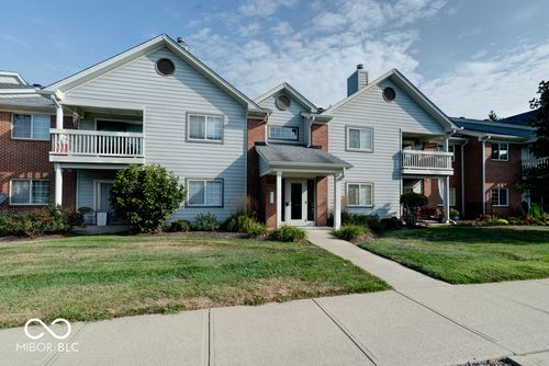 8112 Glenwillow Ln, Indianapolis, IN, 46278-2254 | Card Image