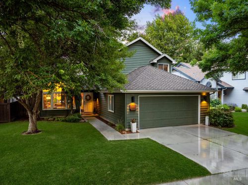 2822 S Swallowtail Ln, Boise, ID, 83706-6138 | Card Image