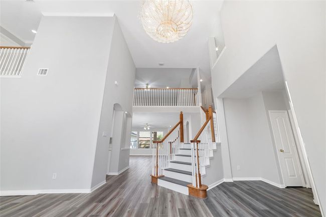 16602 Blue Vista Dr, House other with 5 bedrooms, 5 bathrooms and 2 parking in Houston TX | Image 5