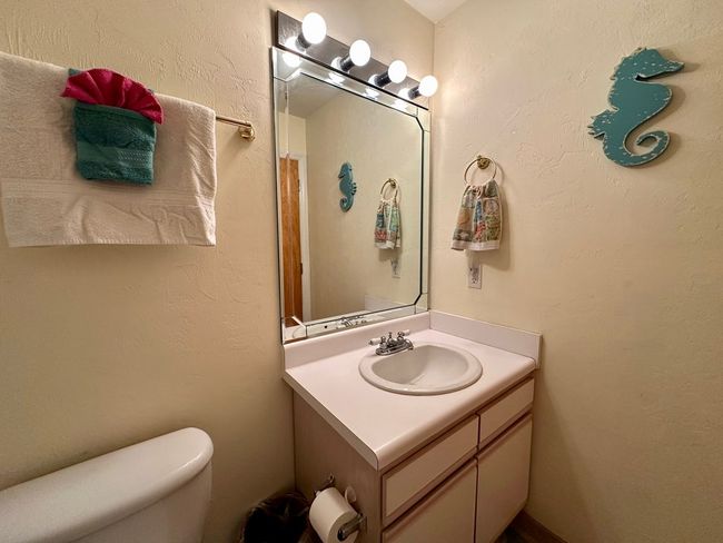 7-F - 11 Old Mill Dr, Condo with 2 bedrooms, 2 bathrooms and null parking in Cedar Key FL | Image 40