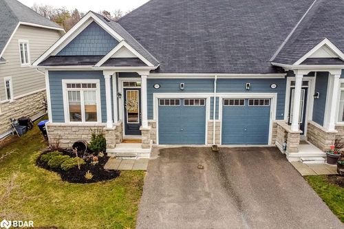 592 Bayport Blvd, Midland, ON, L4R0G4 | Card Image