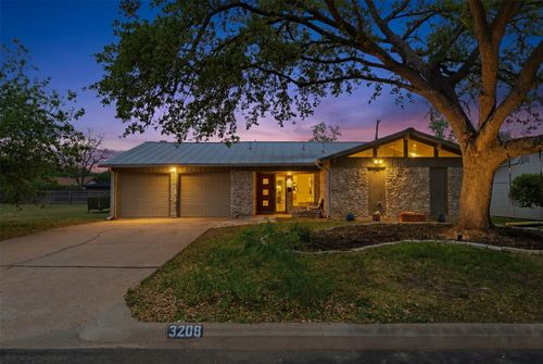 3208 Yellowpine Ter, Austin, TX, 78757-1631 | Card Image