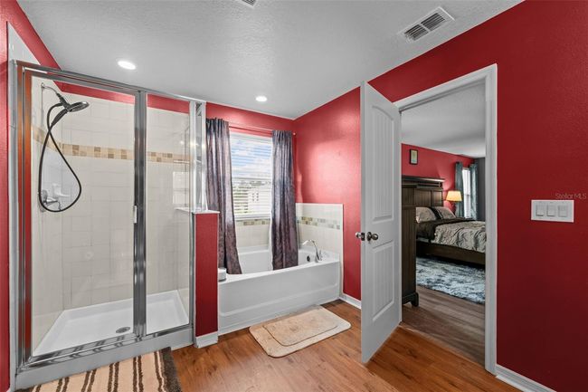 4248 Moon Shadow Loop, House other with 5 bedrooms, 4 bathrooms and null parking in MULBERRY FL | Image 8