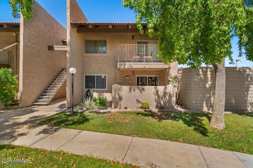 o12-5525 E Thomas Rd, Phoenix, AZ, 85018-8126 | Card Image
