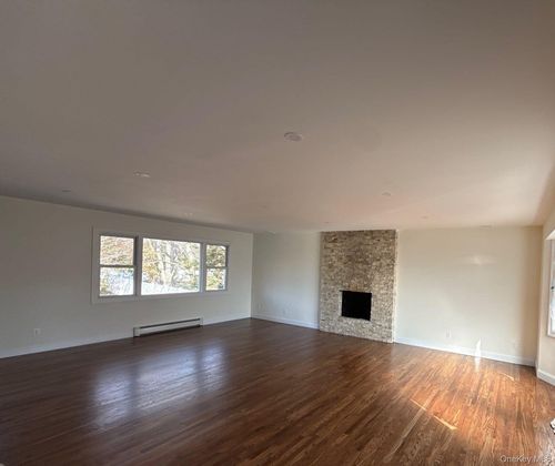 201 Brookside Avenue, Hempstead, NY, 11575 | Card Image