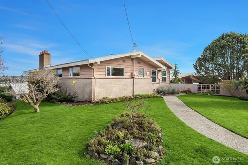 2530 26th Ave W, Seattle, WA, 98199-3419 | Card Image
