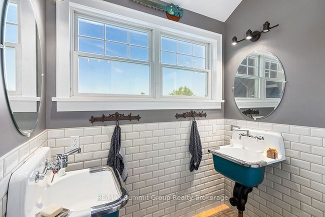 385073 4 Th Concession A, Home with 5 bedrooms, 6 bathrooms and 16 parking in Municipality Of Grey Highlands ON | Image 19
