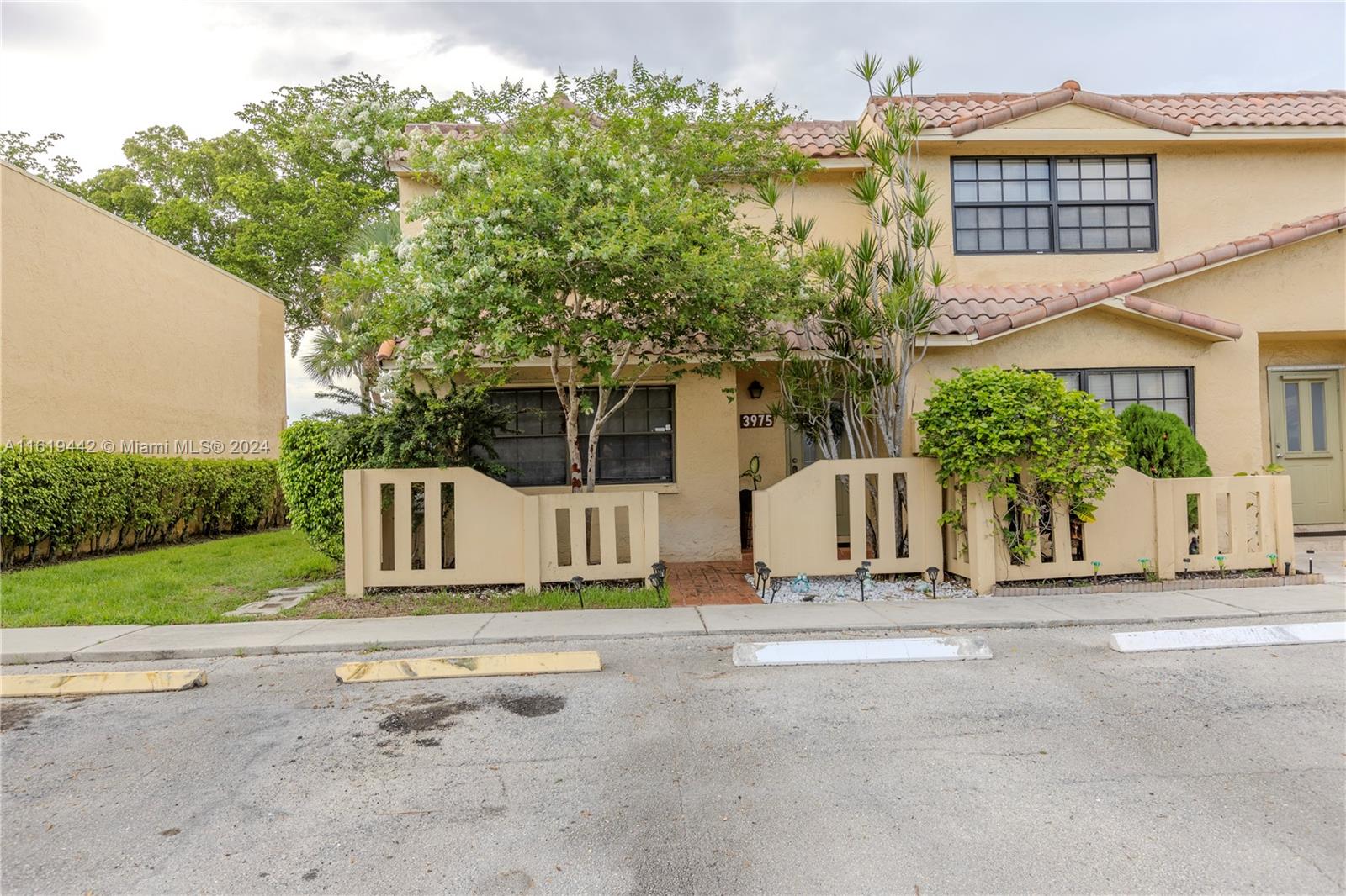94th Way, Sunrise, FL 33351