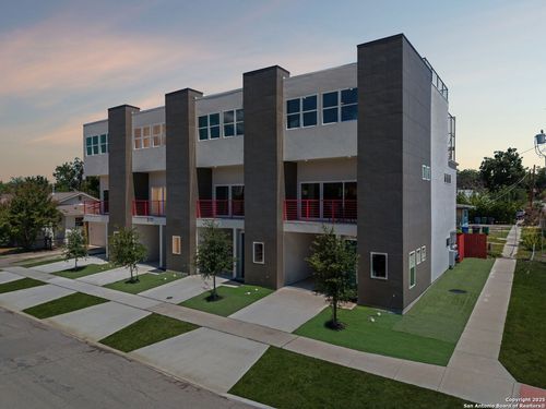 104-510 S Mesquite St, San Antonio, TX, 78203-1242 | Card Image