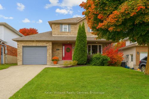 2538 8th Ave E, Owen Sound, ON, N4K6V2 | Card Image