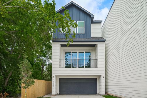 6021 Maybell St, Houston, TX, 77091-4225 | Card Image