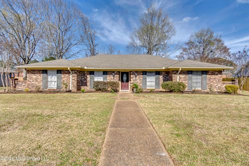322 Millcreek Dr, Brandon, MS, 39047-9002 | Card Image