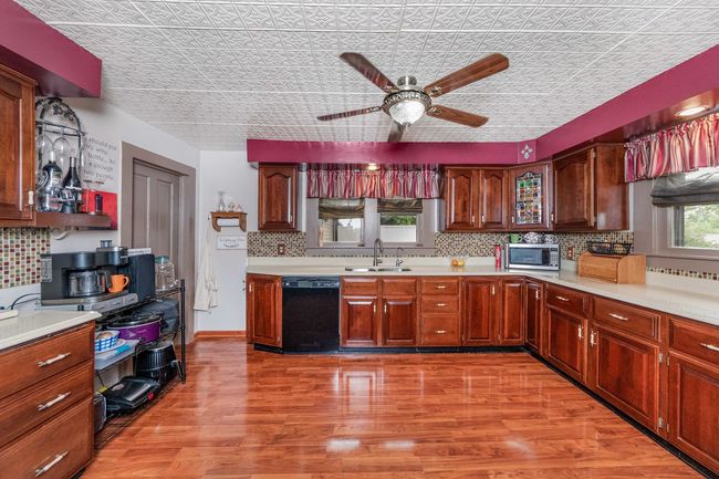 715 Locust St, House other with 4 bedrooms, 2 bathrooms and 2 parking in Minonk IL | Image 6