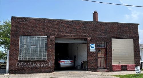1991 W 45th St, Cleveland, OH, 44102-3449 | Card Image
