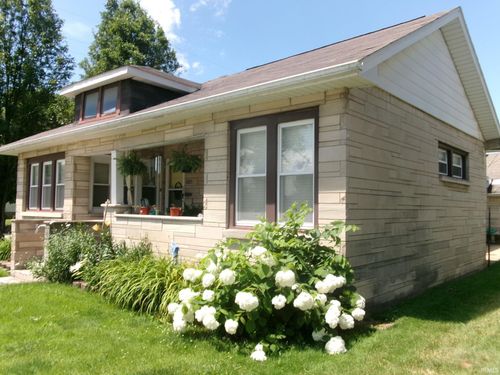 427 Q Street, Bedford, IN, 47421 | Card Image