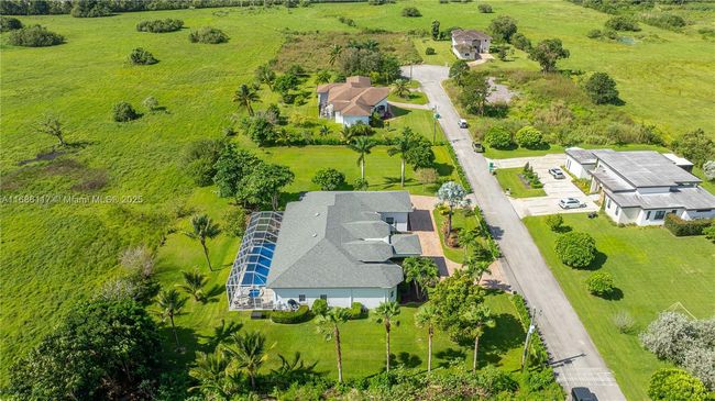 15500 Sw 34 Th Ct, House other with 5 bedrooms, 4 bathrooms and null parking in Davie FL | Image 47