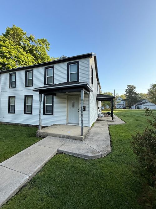 124 W Seminole St, Dwight, IL, 60420-1152 | Card Image