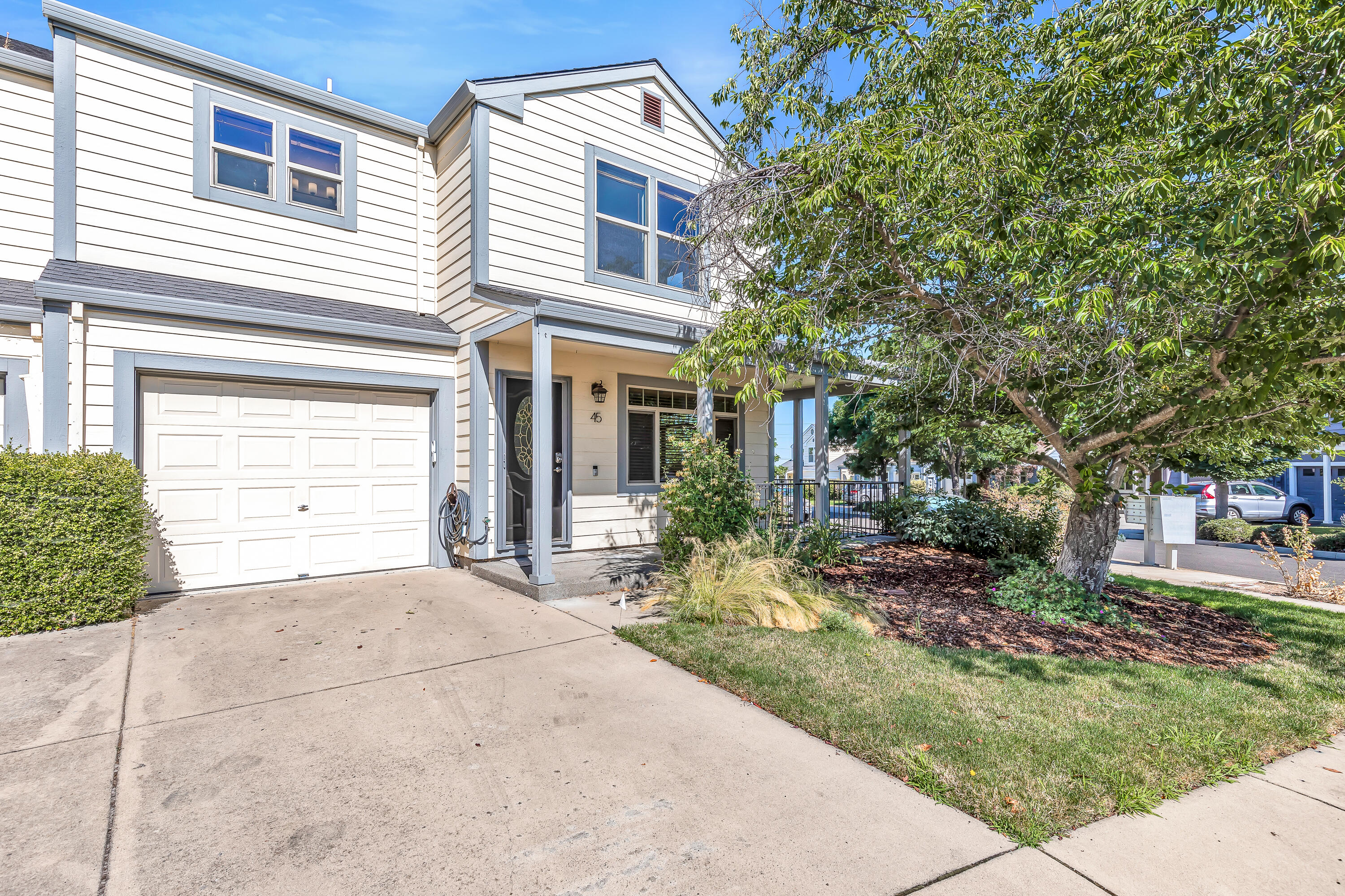 Crocker St, Ashland, OR 97520