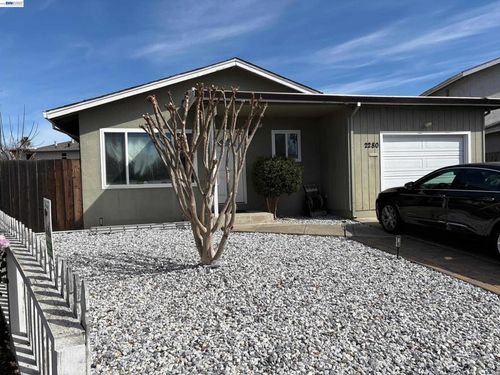 2280 Brentwood Ct, East Palo Alto, CA, 94303-1724 | Card Image