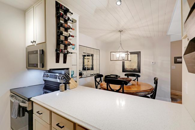 APT-133 - 5430 Three Points Blvd, Condo with 2 bedrooms, 1 bathrooms and null parking in Mound MN | Image 13