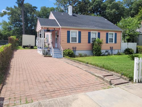 814 Woodlawn Ave, Wilmington, NC, 28401-7232 | Card Image