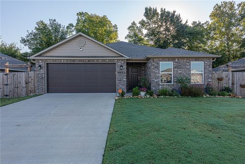 6803 Sw Chestnut Hill Rd, Bentonville, AR, 72713-2029 | Card Image