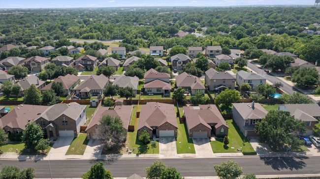 2216 Mccombs St, House other with 4 bedrooms, 3 bathrooms and 4 parking in Georgetown TX | Image 33