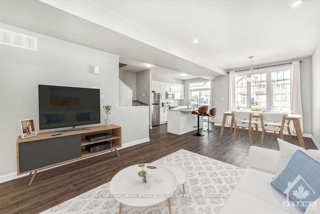 520 Galmoy Way, House attached with 2 bedrooms, 2 bathrooms and 2 parking in Nepean ON | Image 5
