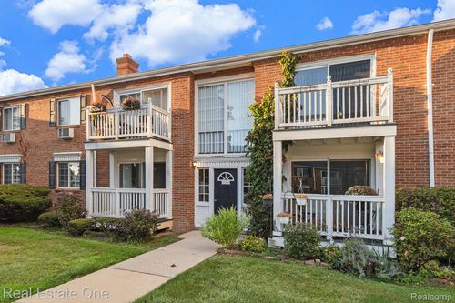 apt-206-2420 Parmenter Blvd, Royal Oak, MI, 48073-1336 | Card Image