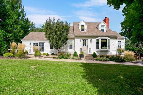 124 Terrace Trl W, Lake Quivira, KS, 66217-8696 | Card Image