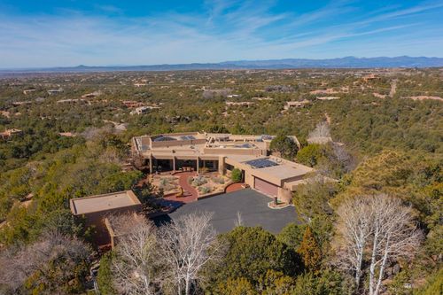 111 Barranca Road, Santa Fe, NM, 87501 | Card Image