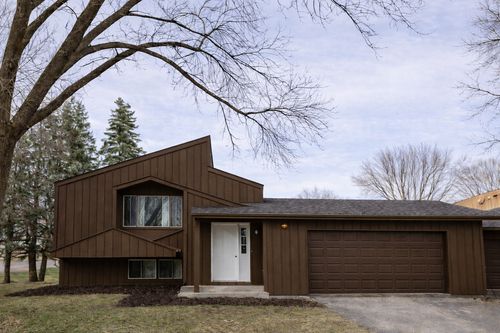 312 Cedar Ln, Montevideo, MN, 56265-1862 | Card Image