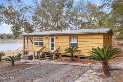 3903 Stewart Lake Rd, Chipley, FL, 32428-7319 | Card Image