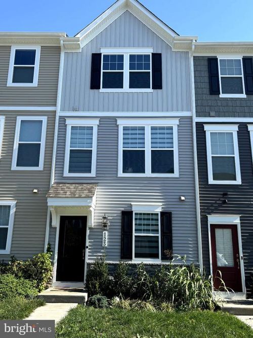 123 Anthem St, RANSON, WV, 25438-8805 | Card Image