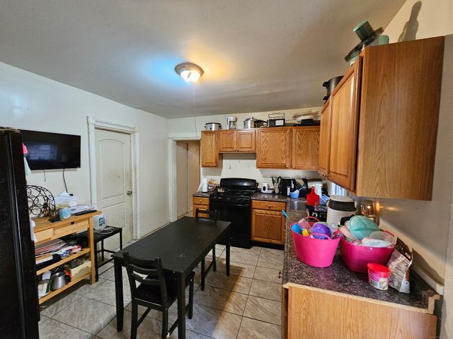 934 - 932-934 Connecticut Ave, Home with 5 bedrooms, 3 bathrooms and null parking in Bridgeport CT | Image 10