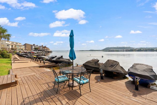 104 Cove E, Condo with 3 bedrooms, 2 bathrooms and null parking in Horseshoe Bay TX | Image 7