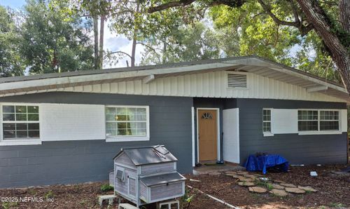 282 Byrd Rd, Crescent City, FL, 32112-5016 | Card Image
