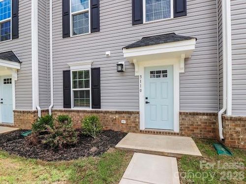 3110 Mccauley Meadows Dr, Charlotte, NC, 28216-5391 | Card Image