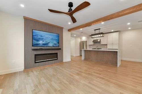 36 Mckone St, Boston, MA, 02122-3273 | Card Image