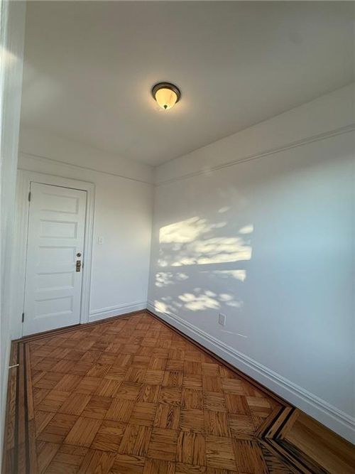 157 32nd St, Brooklyn, NY, 11232-1804 | Card Image
